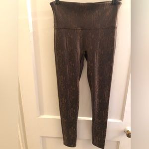 Spanx Faux Leather Snakeskin Leggings, Size large